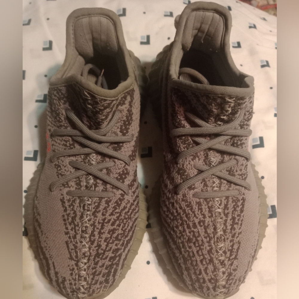 adidas Yeezy Boost 350 V2 Beluga 2.0 ( Size 7